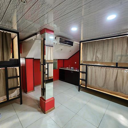 Gallary Hostel Тбилиси Экстерьер фото