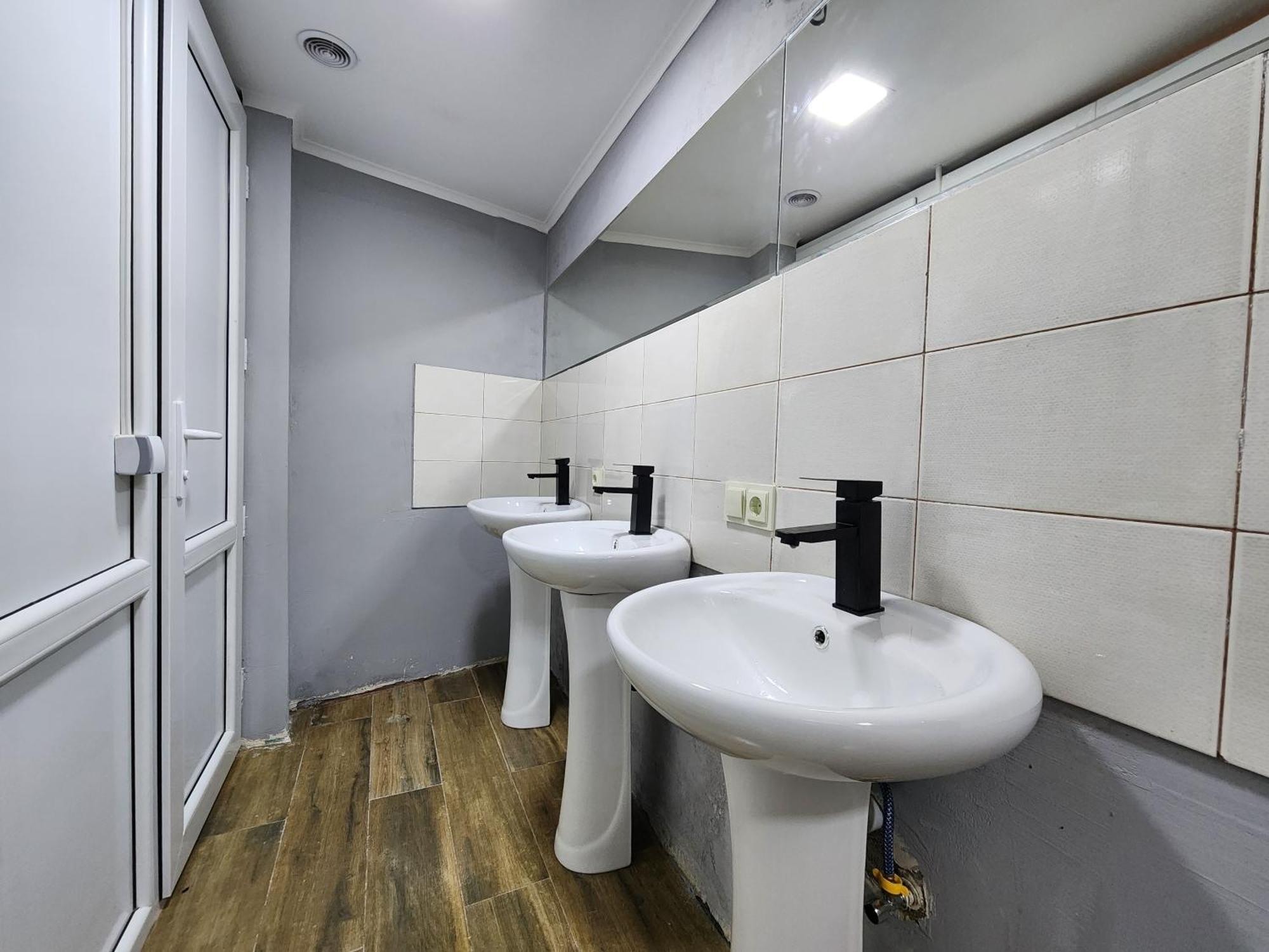 Gallary Hostel Тбилиси Экстерьер фото